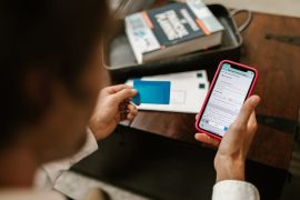 Comment choisir une néobanque : guide comparatif 2026